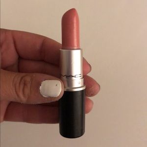 Mac Creame Cup lipstick
